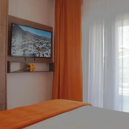 Aphrodite Apartment, * 니키티