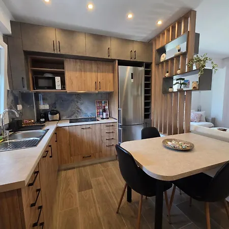 Апартаменты Aphrodite Apartment, Никити